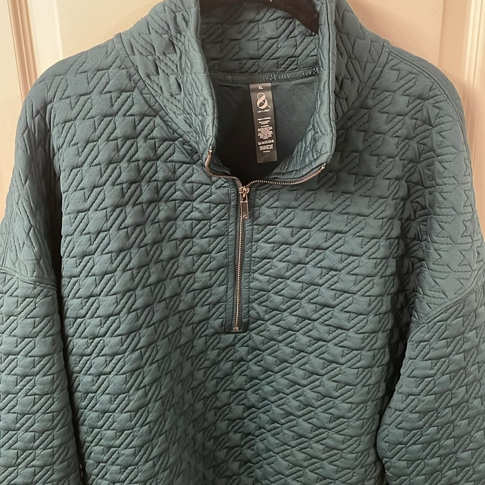 Lou & Grey Quilted Half-Zip Pullover in Deep Teal - Picture 7 of 8